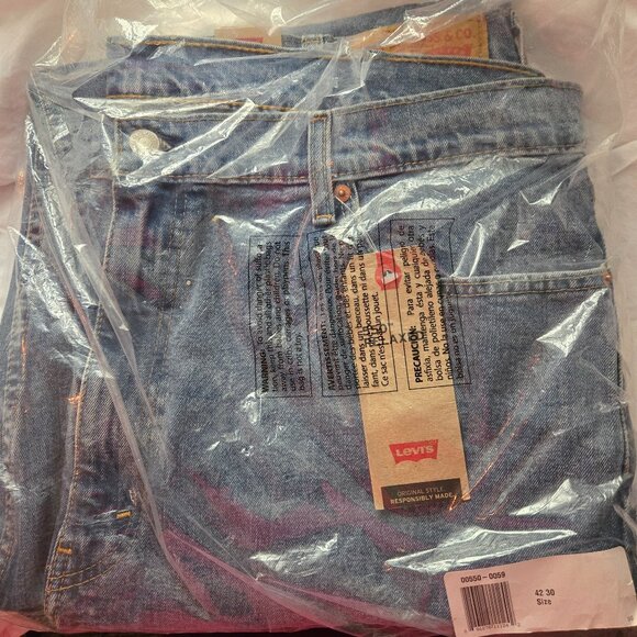 Levi's Other - Men's Levi Jeans 550 Relaxed Fit